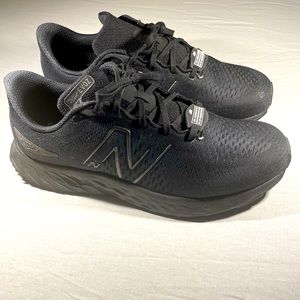 New Balance Fresh Foam MEVOZSR3 Slip Resistant sz. 12 4E WIDE black - worn once